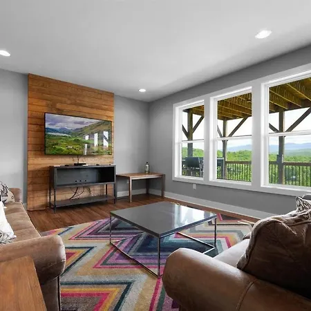Modern Cabin Near Smoky Mountain National Park Gatlinburg Exterior photo