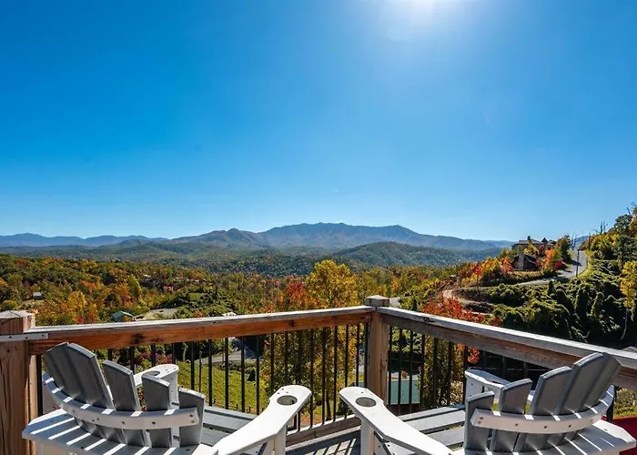 Modern Cabin Near Smoky Mountain National Park